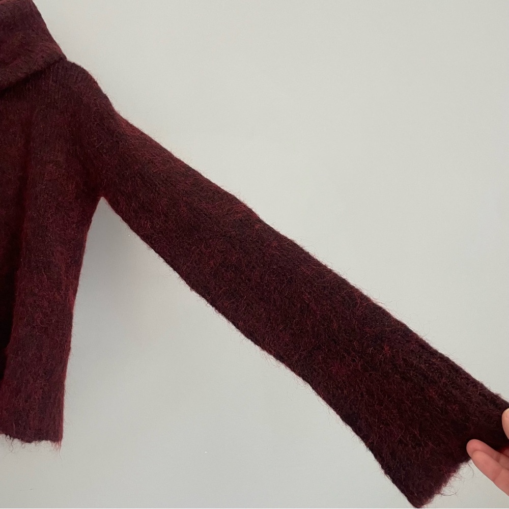 Alice + Olivia Gavin Cowl-Neck Pullover Fuzzy Wool Sweater – Maroon Red Small - Picture 8 of 14